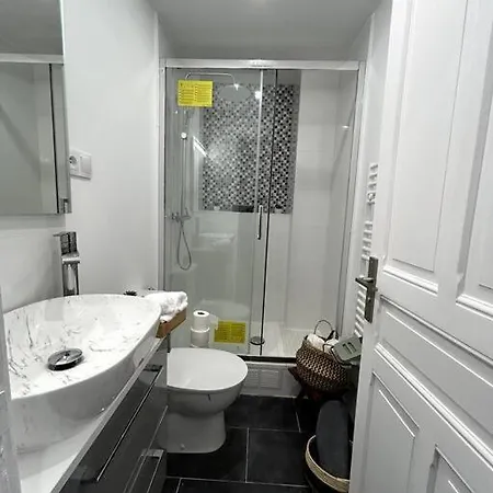 Appartement Proche De Paris Au Centre Ville Tout Confort Livry-Gargan Exterior foto